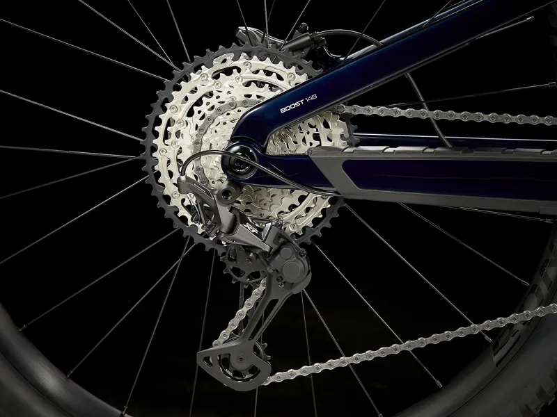 TREK Slash 9.7 Full Suspension Mountain Bike in Carbon Blue Smoke-1